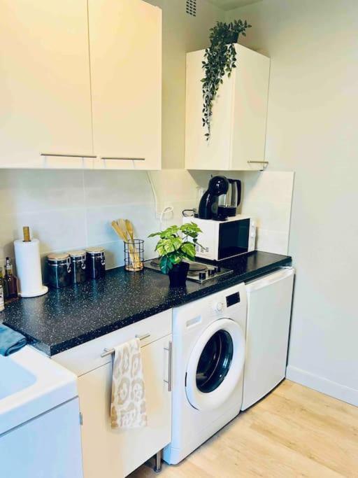 L'Europe -Parking, Calme- Apartment Saint-Etienne  Ngoại thất bức ảnh
